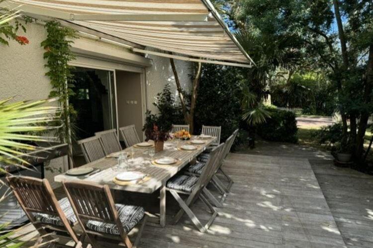 Holiday Home With Indoor Pool, ル・ポルジュ エクステリア 写真